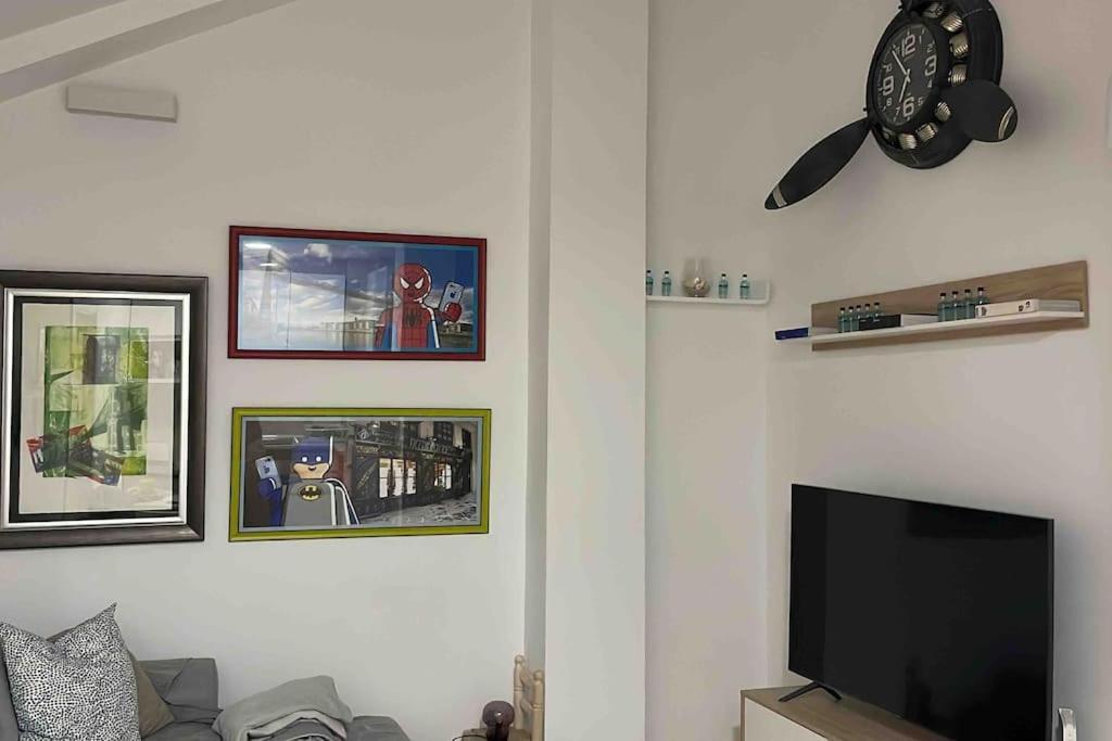 Apartamento Recien Reformado En Barajas Pueblo Madrid Bagian luar foto