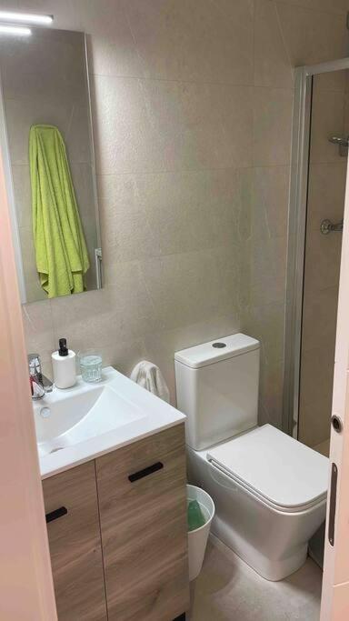 Apartamento Recien Reformado En Barajas Pueblo Madrid Bagian luar foto